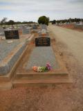image of grave number 558312